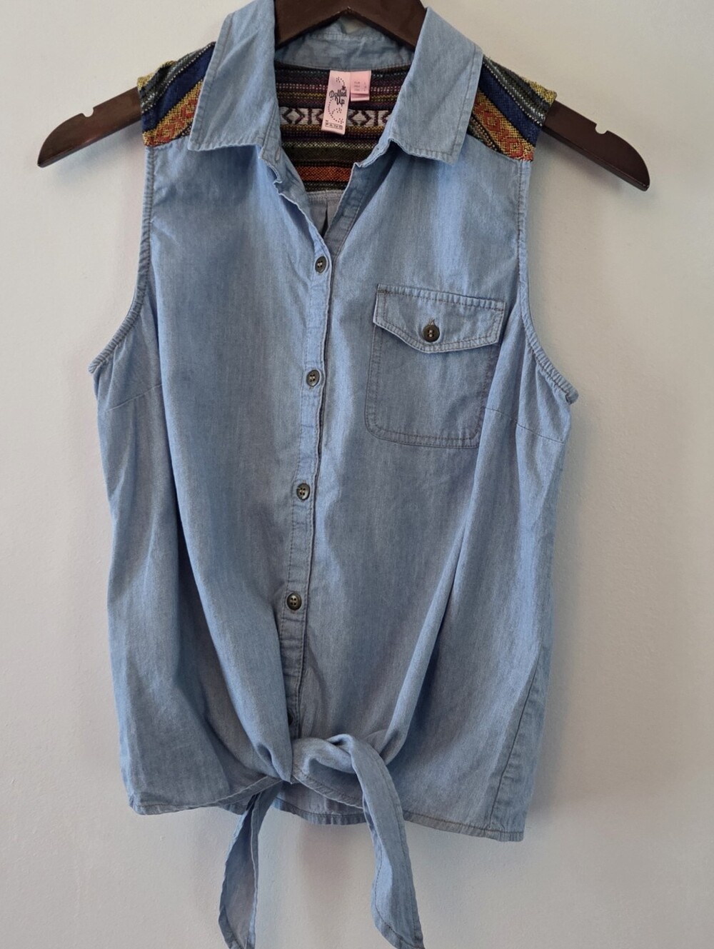 Dolled Up By F.A.N.G Chambray Top Featuring a Tie-front & Embroidery Size L